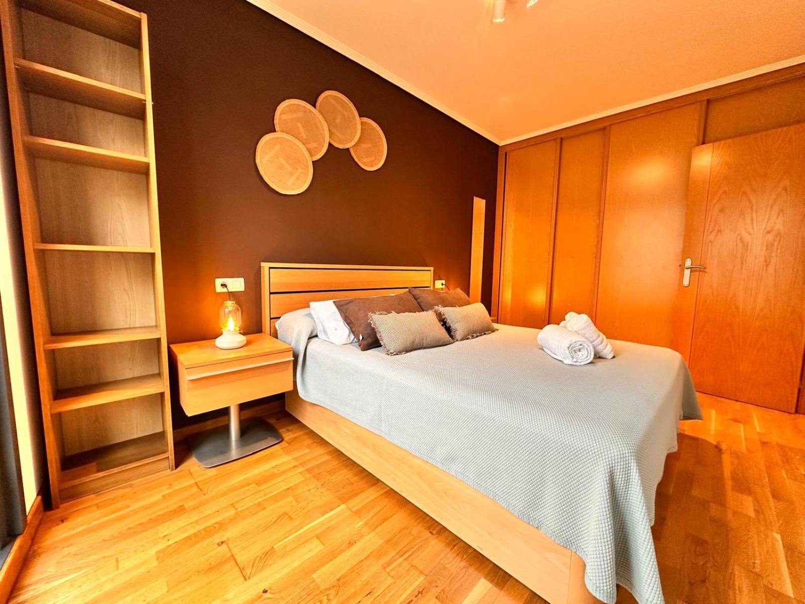 Centrico Apartamento Irmandinos Con Garaje - Homeygalicia Vigo Exterior foto